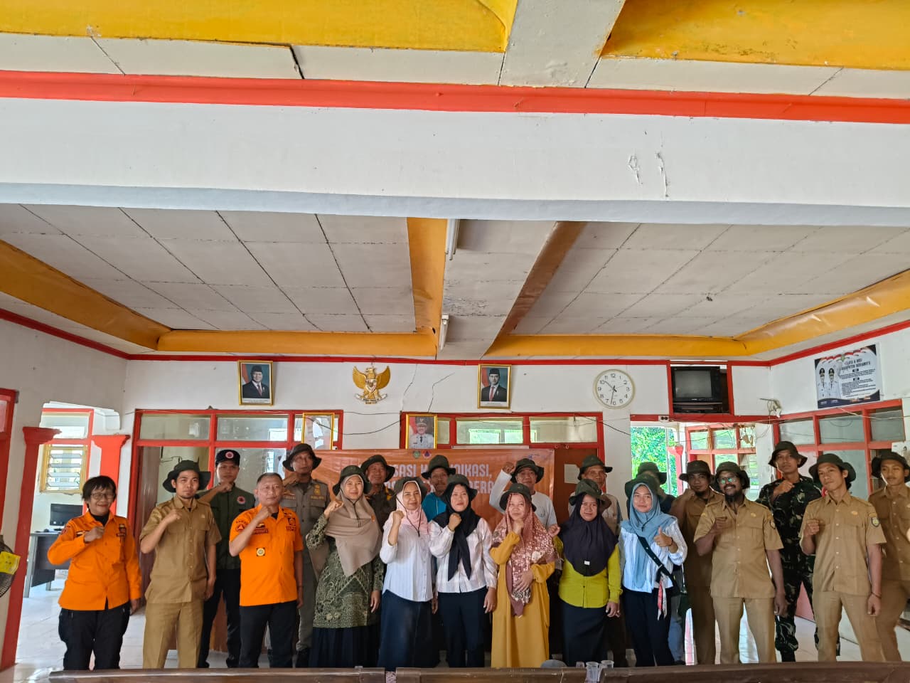 Sosialisasi KIE Daerah Rawan Bencana di Desa Beduyut